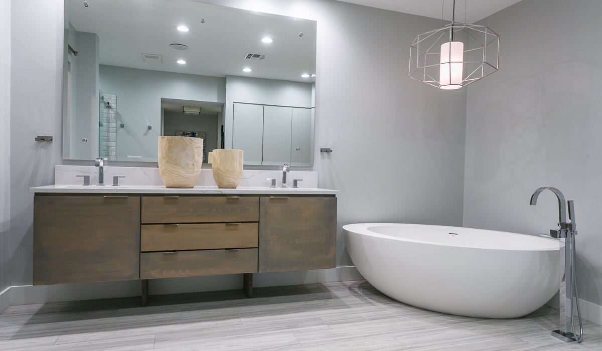 Bathroom 1 Image
